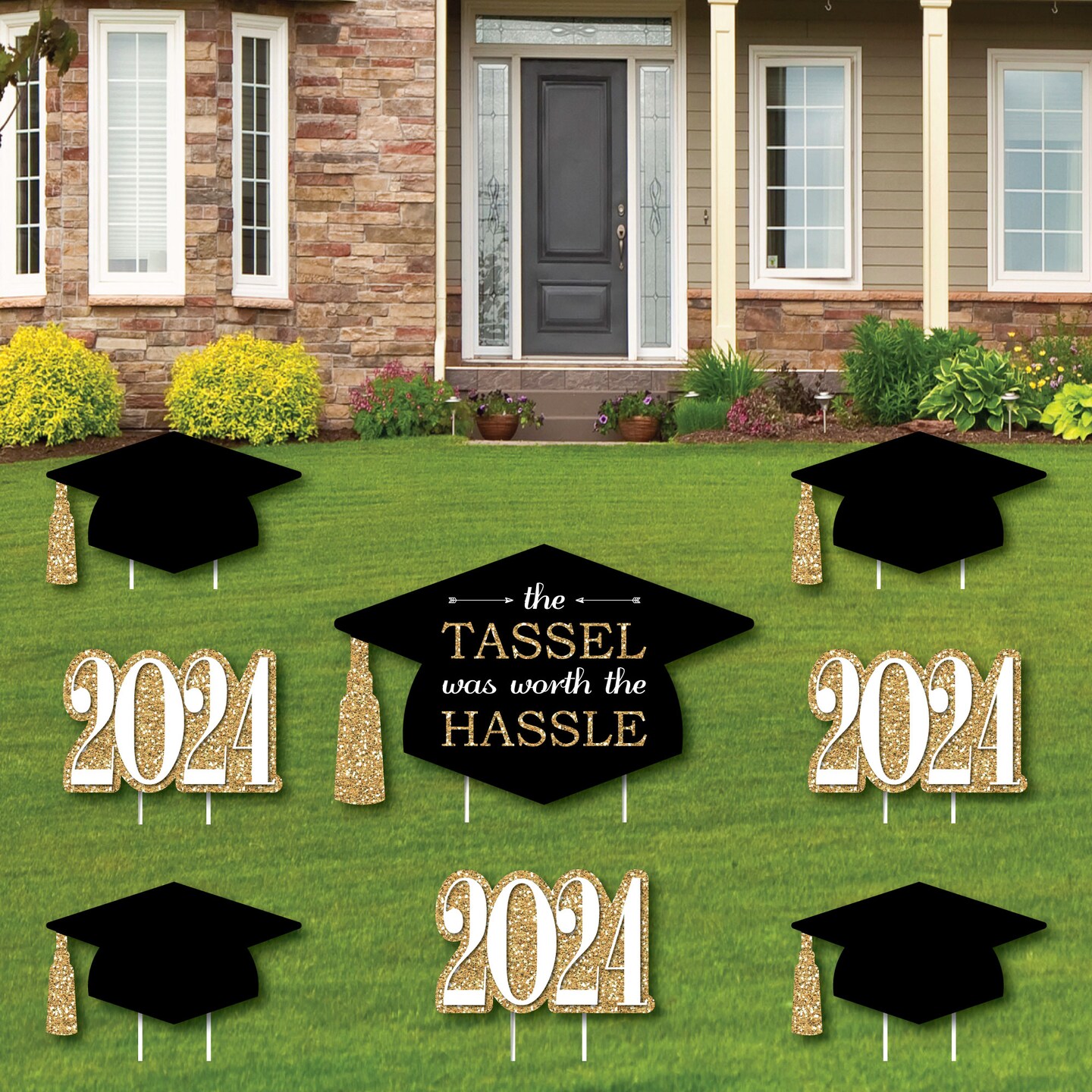 Big Dot of Happiness Gold Class of 2024 Outdoor Decorations