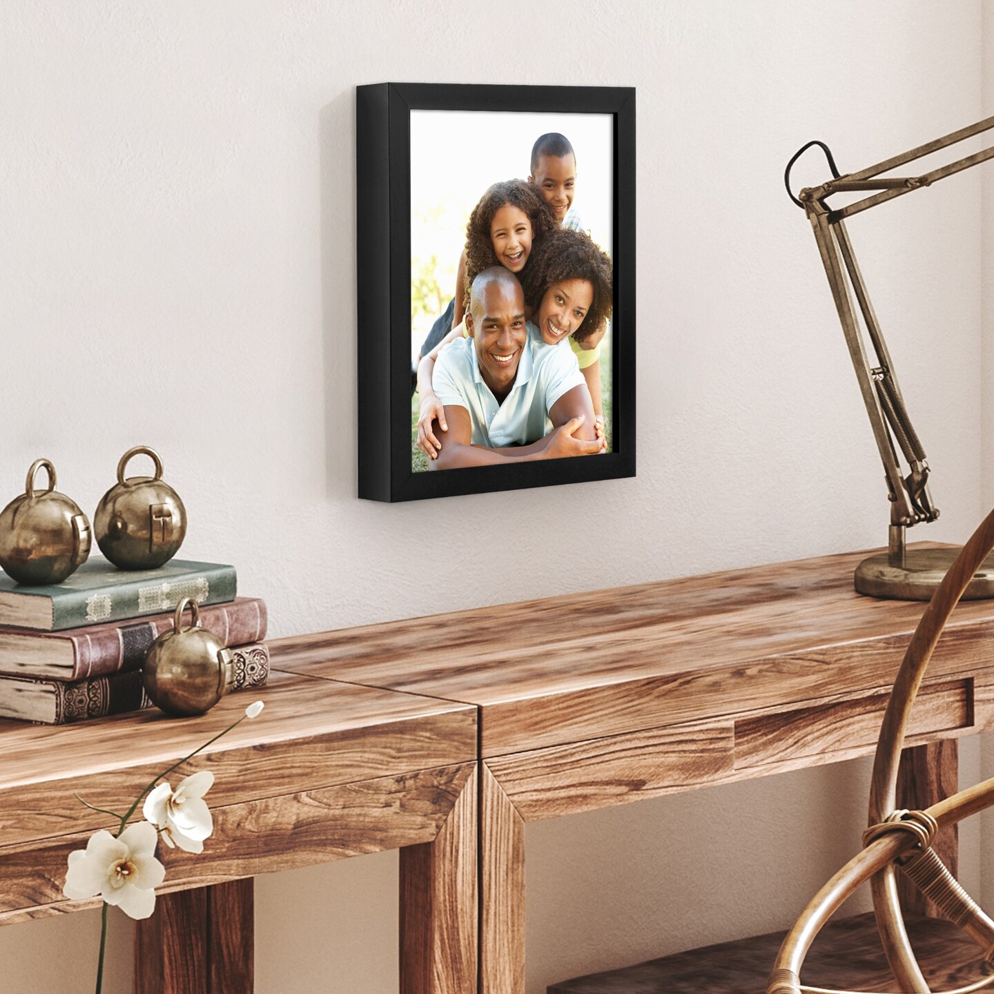 Americanflat Gallery-Style Picture Frame - Ideal Frame for Gallery Wall Display - Showcase Artwork, Prints, and Photos - Shatter Resistant Glass - Hanging Hardware with Drywall Anchor