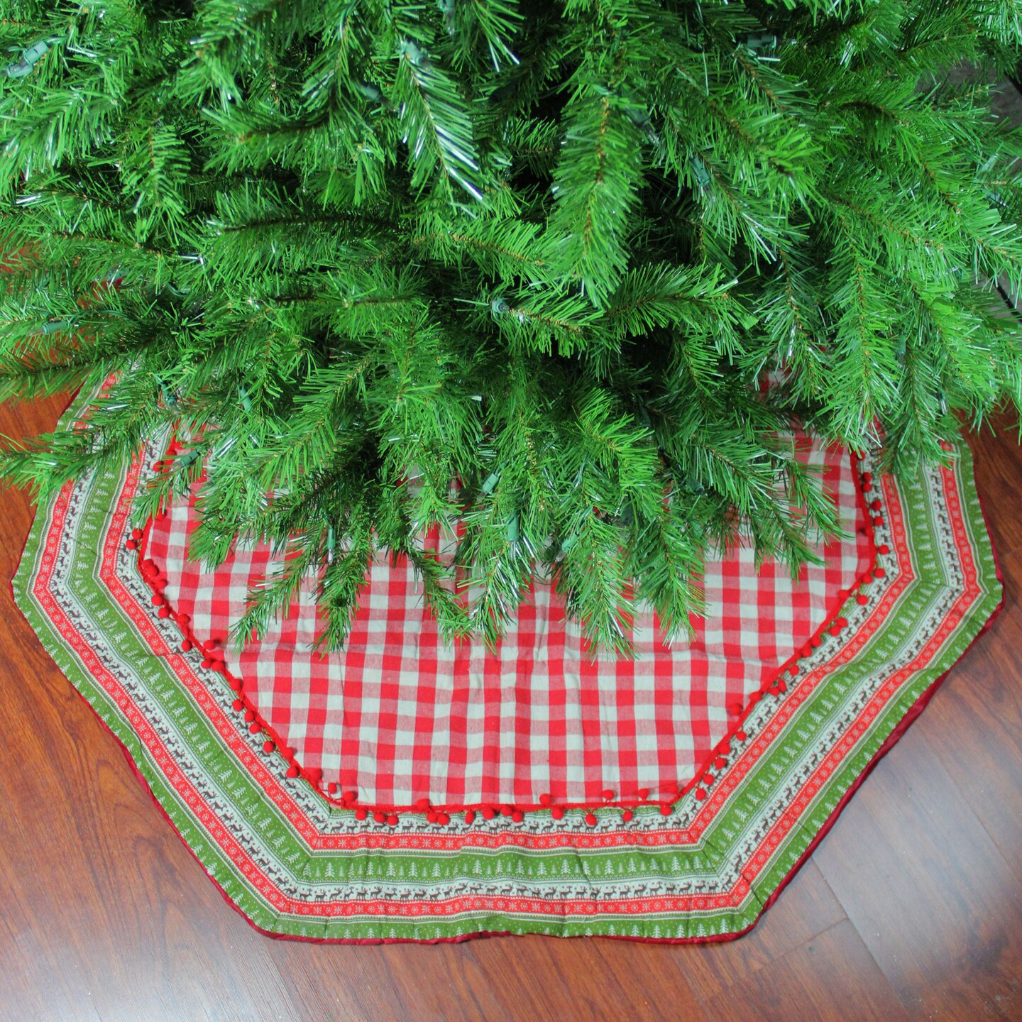 Northlight Buffalo Plaid Christmas Tree Skirt -  50&#x22; - Red and White
