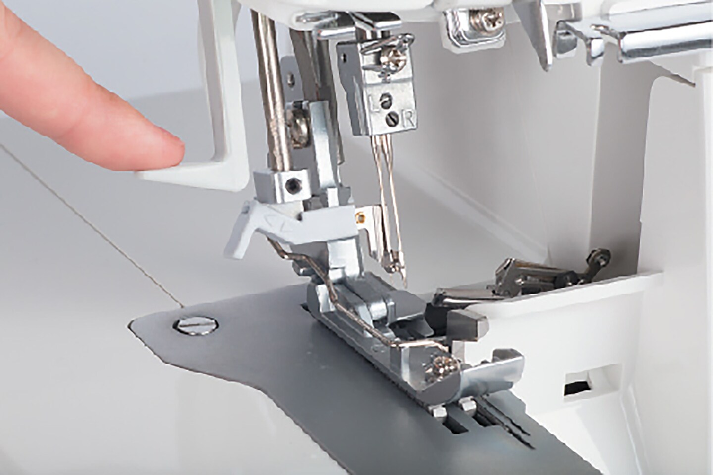 Juki MO-1000 2/3/4 Air Threading Overlock Serger Sewing Machine