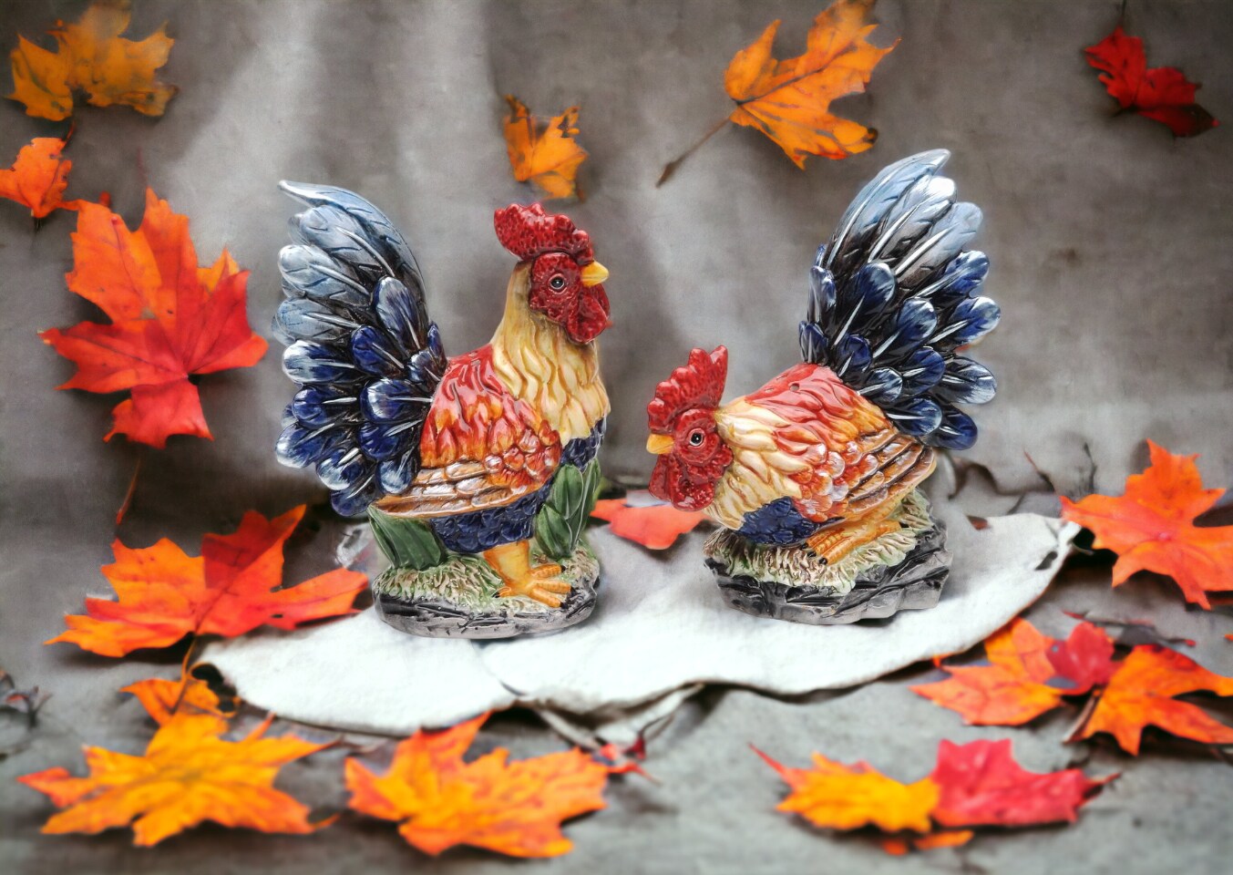 Hand Painted Ceramic Roosters Salt &#x26; Pepper Shakers, Home D&#xE9;cor, Gift for Her, Gift for Mom, Kitchen D&#xE9;cor, Farmhouse Decor