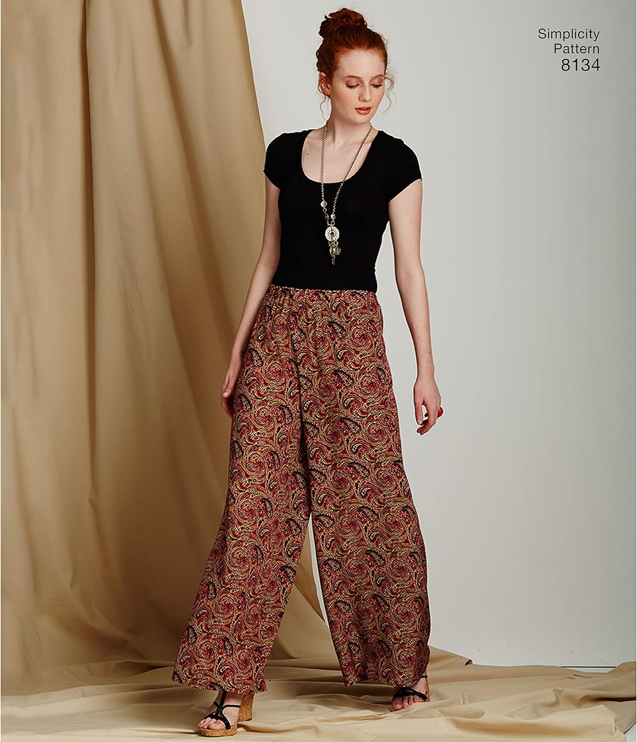 Easy to Sew Women's Pants and Shorts Sewing Pattern Kit, Sizes 6-14