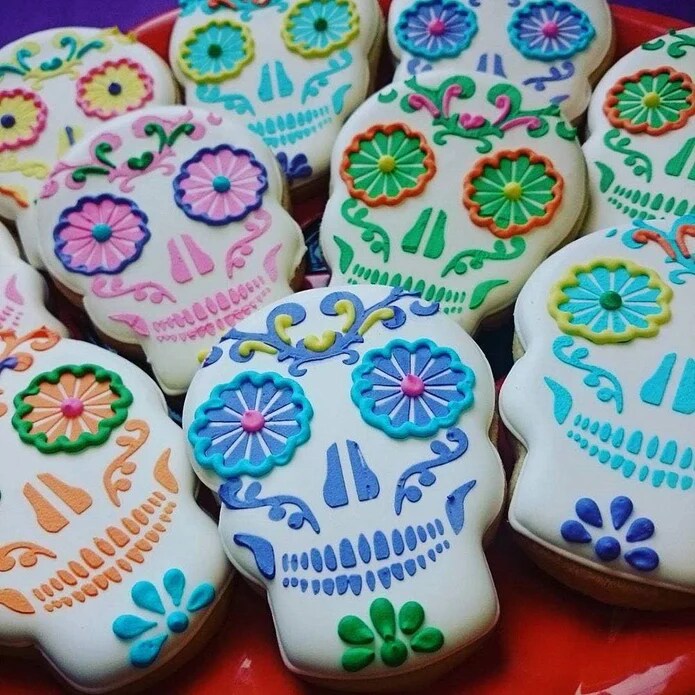 Ann Clark Skull Cookie Cutter Halloween Day of the Dead D&#xED;a de Los Muertos Sugar Skull, 3.5&#x22; Football player