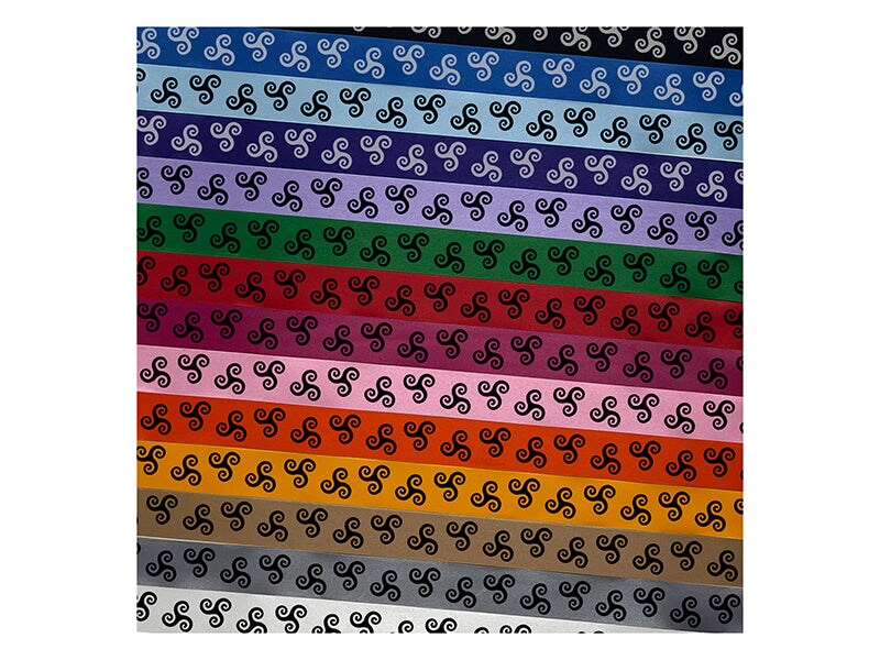 Triskele Triskelion Triple Spiral Celtic Symbol Satin Ribbon for Bows Gift Wrapping - 1&#x22; - 3 Yards