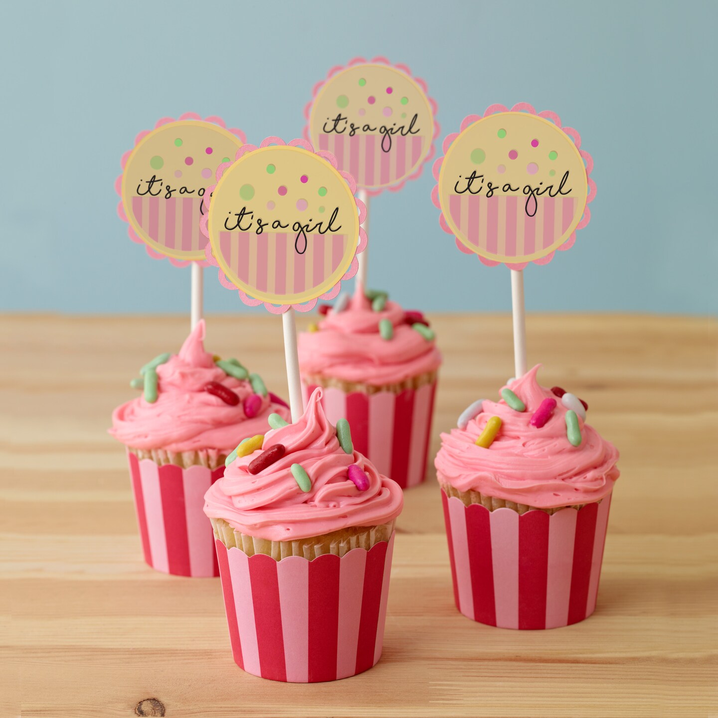 Avery Glossy Clear Round Labels, 1.625" Diameter, Pack of 500 -- Make Custom Stickers (6582)