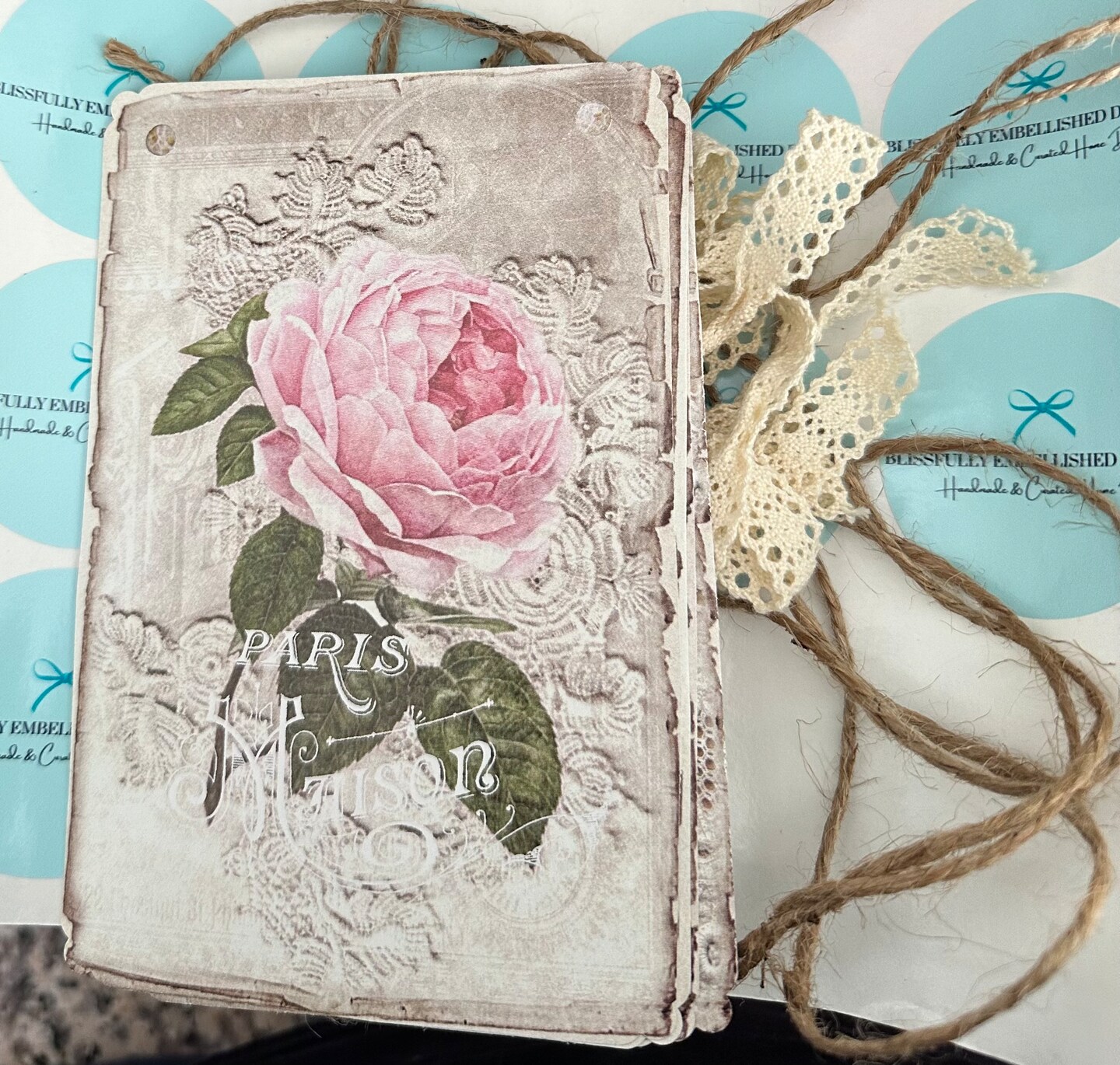* vintage garland ୨୧  パピエマシェベルのついた ガーランド vintage garland ୨୧ パピエマシェベルのついた ガーランド