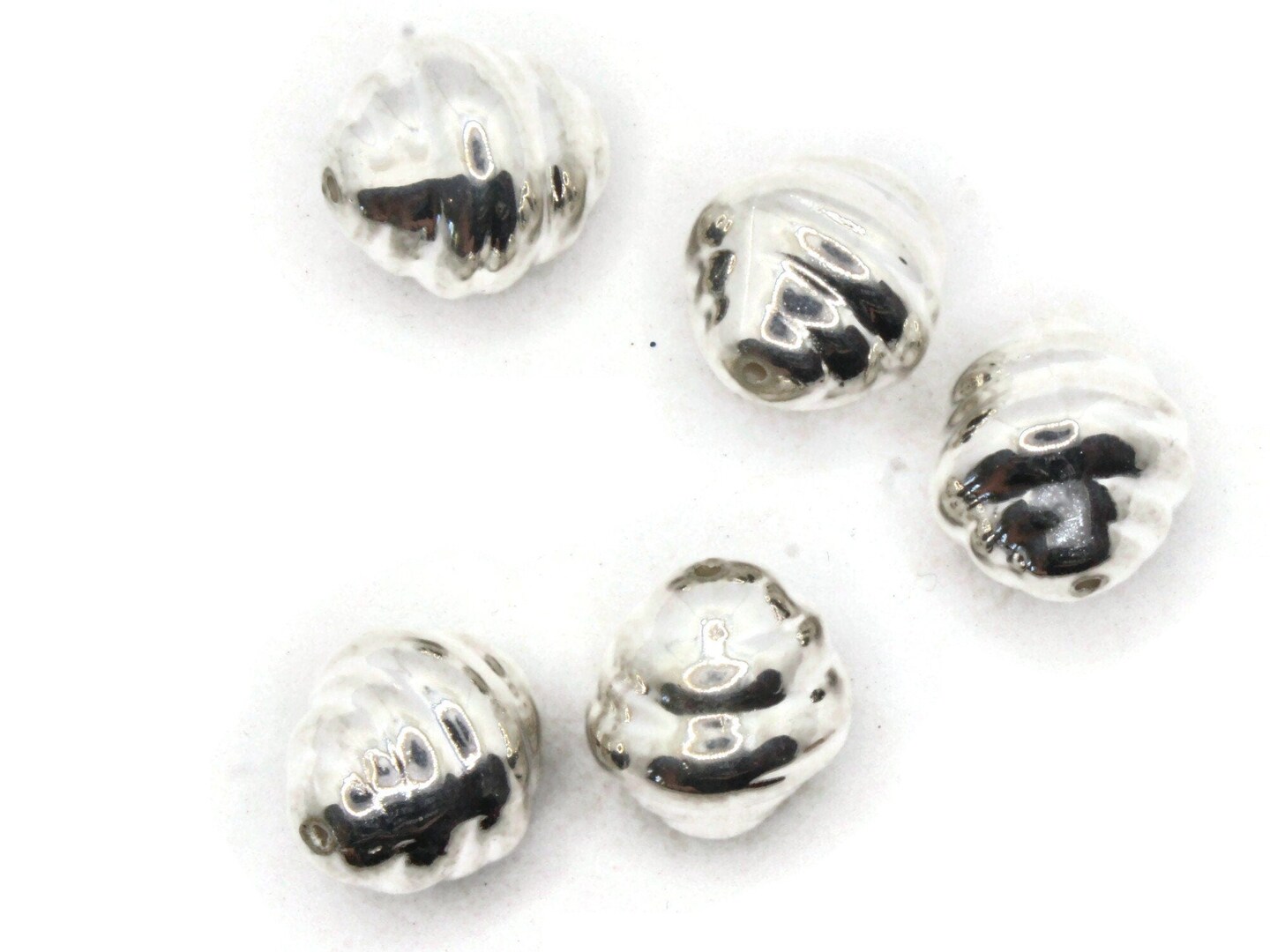 5 18mm Vintage Silver Plated Plastic Wrapped Bicone Beads
