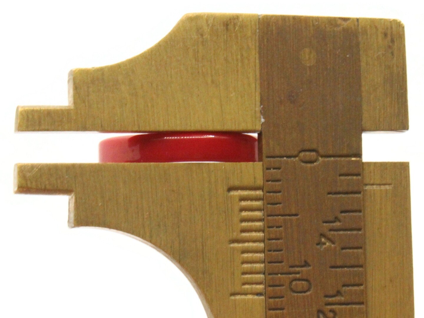 36 15mm Red Flat Round Plastic Four Hole Buttons