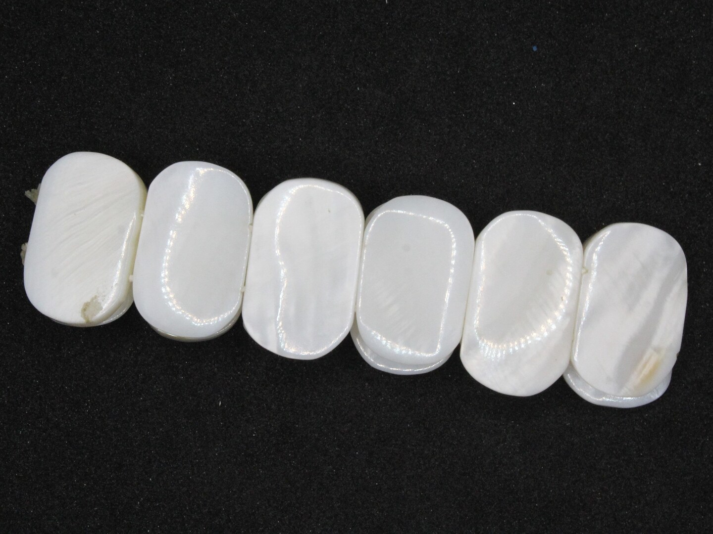 12 29mm Flat Oval Mother of Pearl 2 Hole Creamy White Beads