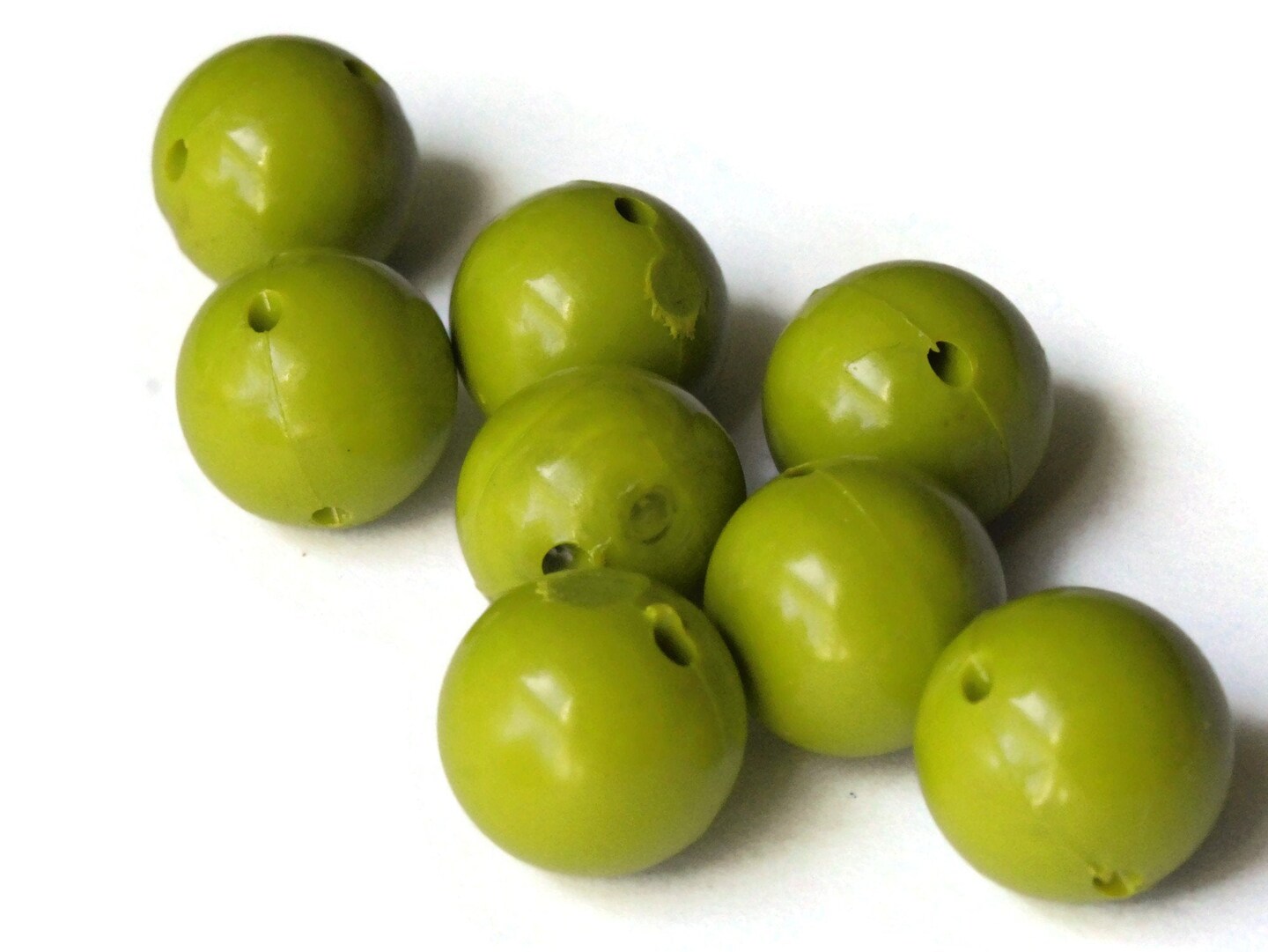 8 12mm 1/2 Inch Olive Green Ball Buttons Round Vintage Plastic Buttons