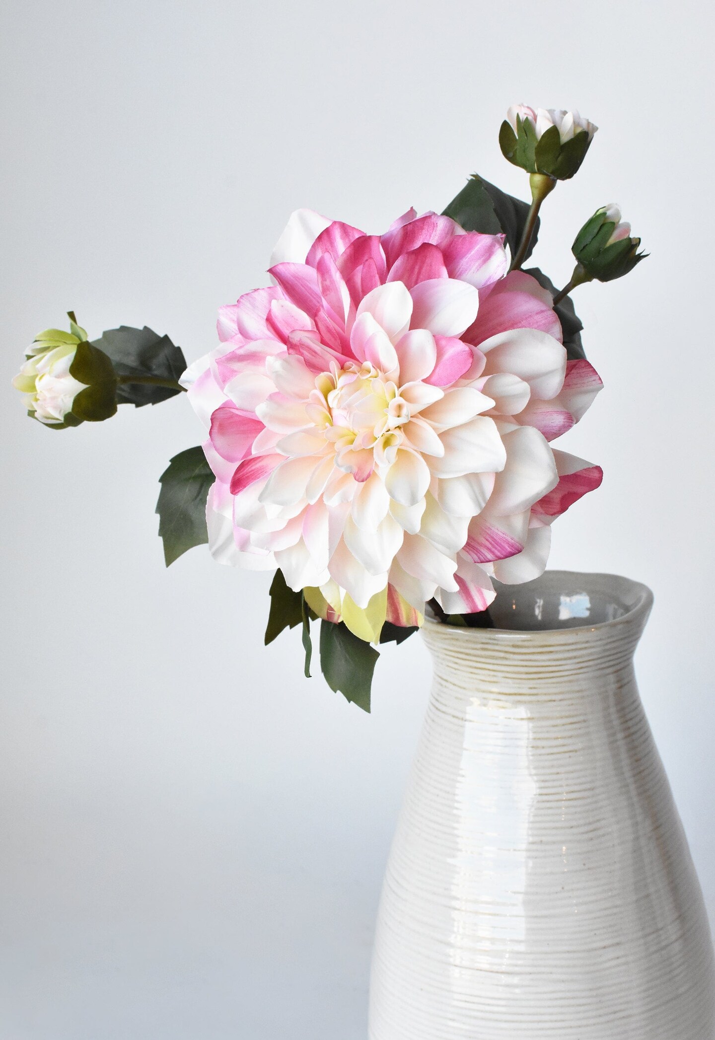 23.5&#x22; Faux Pink / Cream Dahlia w/Bud Stem