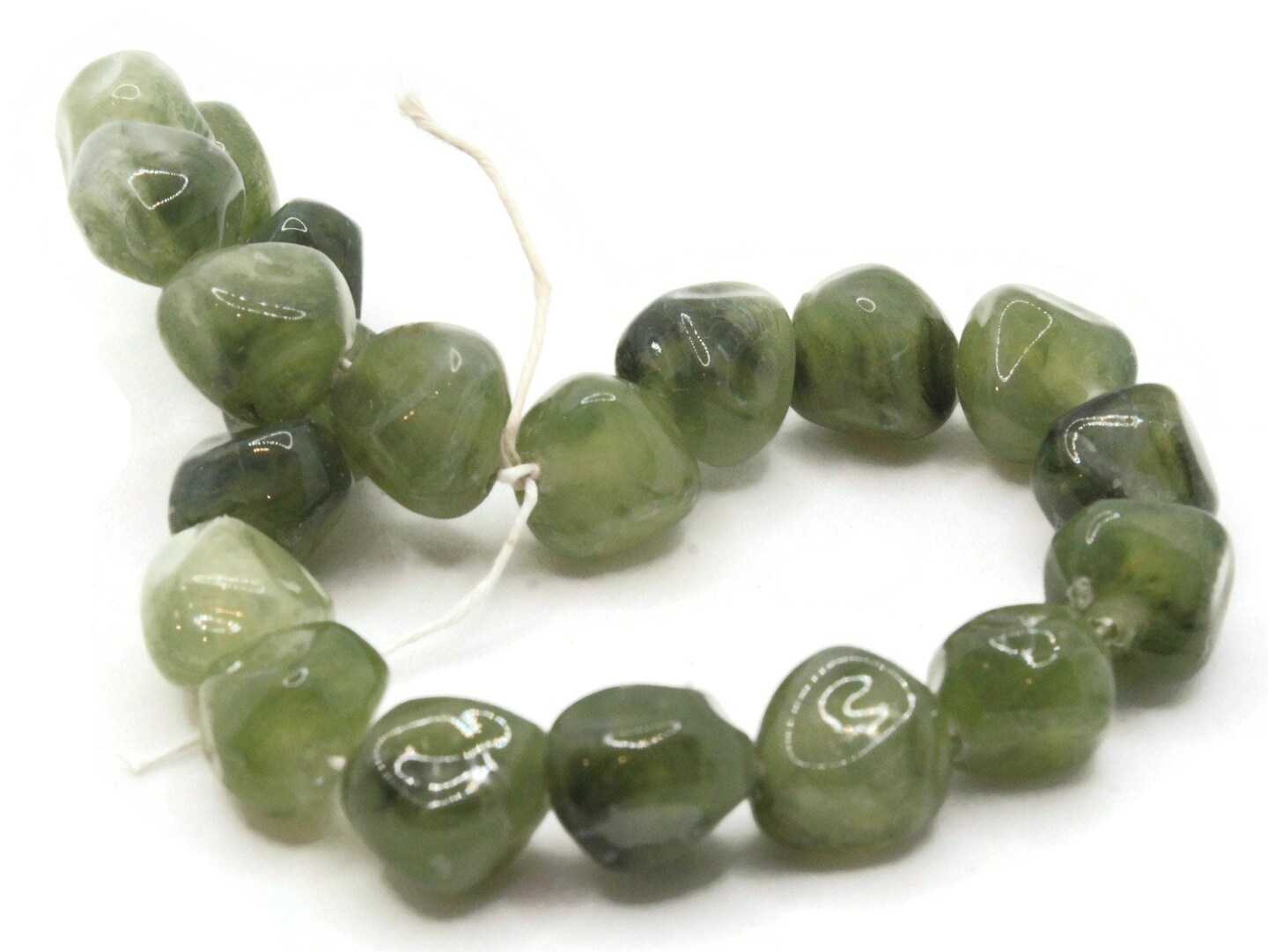 20 10mm Green Nugget Vintage Plastic Beads