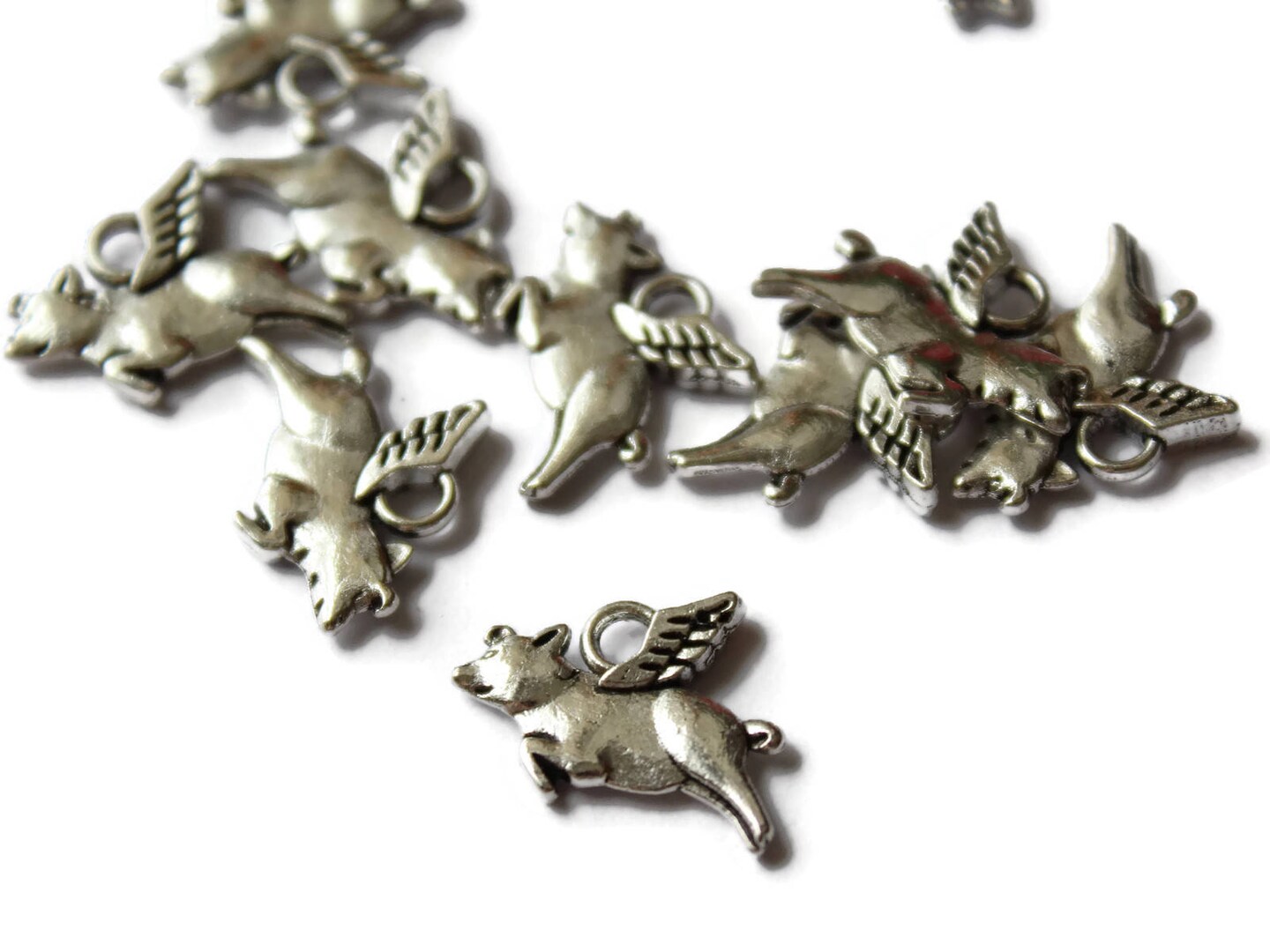 12 17mm Silver Flying Pig Charms Zinc Alloy Charms When Pigs Fly Pendants