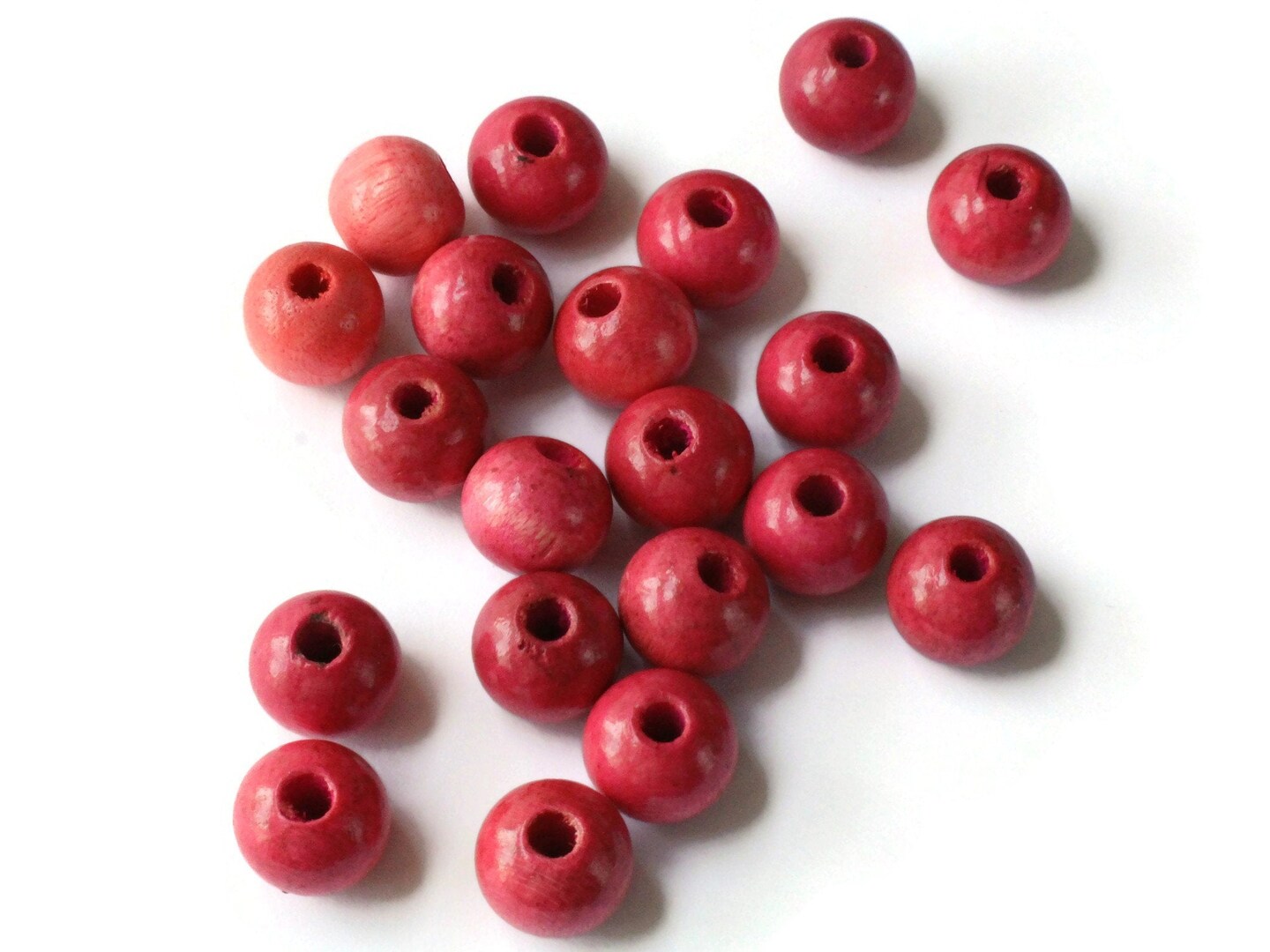 20 14mm Pink  Round Wood Beads Vintage Wooden Beads Loose New Old Stock  Macrame Beads