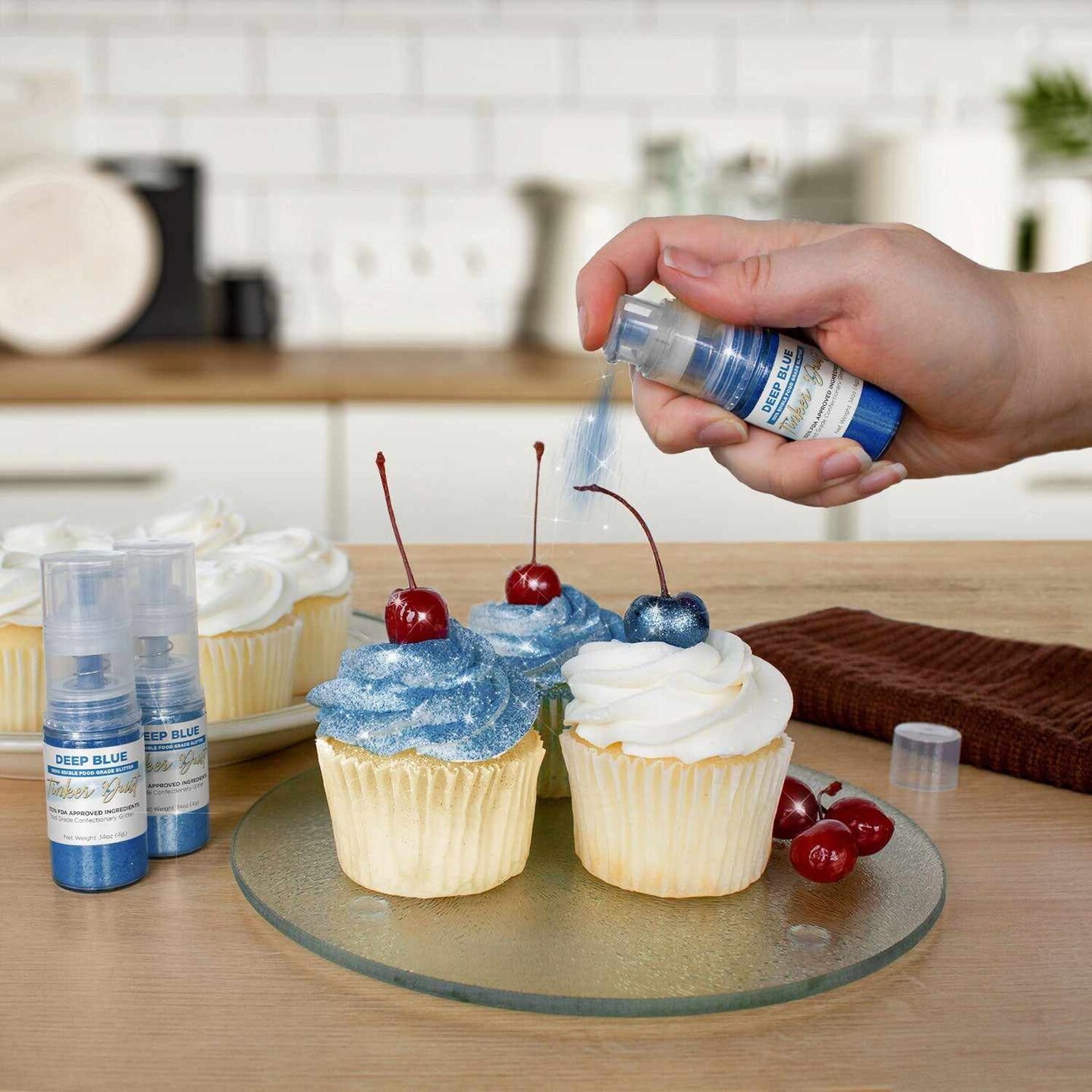 Deep Blue Edible Glitter Spray - Edible Powder Dust Spray Glitter for Food, Drinks, Strawberries, Muffins, Cake Decorating. FDA Compliant (4 Gram Pump)