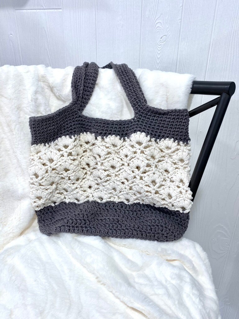 IVORY CROCHET BAG