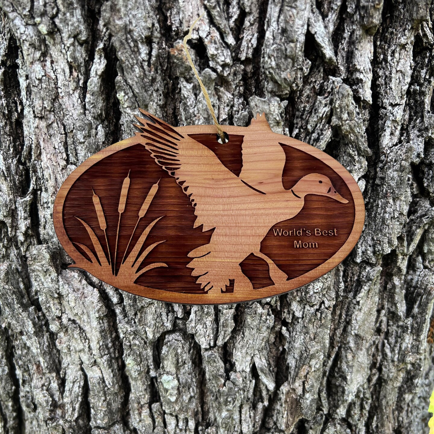 Flying Duck Worlds Best Mom - Cedar Ornament Flying Duck Worlds Best Mom - Cedar Ornament