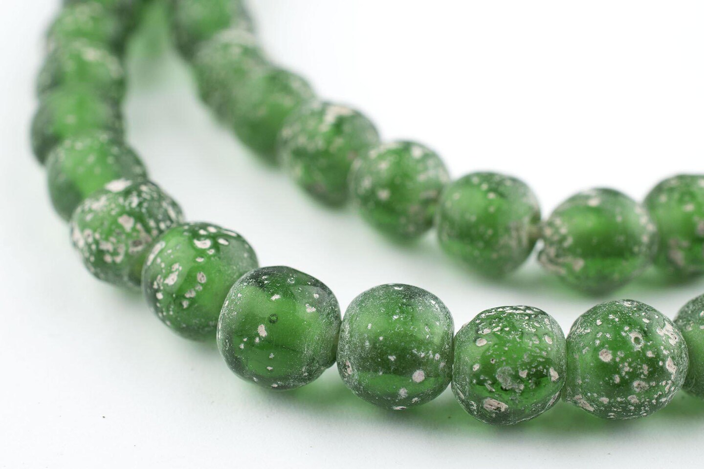 TheBeadChest Ancient-Style Java Glass Beads, Round Indonesian Handmade Fair Trade Etched Spacers for DIY Jewelry Making and Crafts (Green)