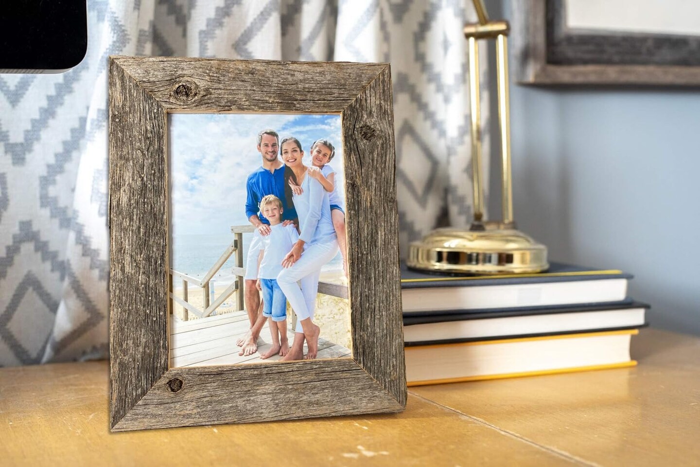 Rustic Farmhouse Standard 6 in. x 9 in. Tabletop Reclaimed Wood Picture Frame