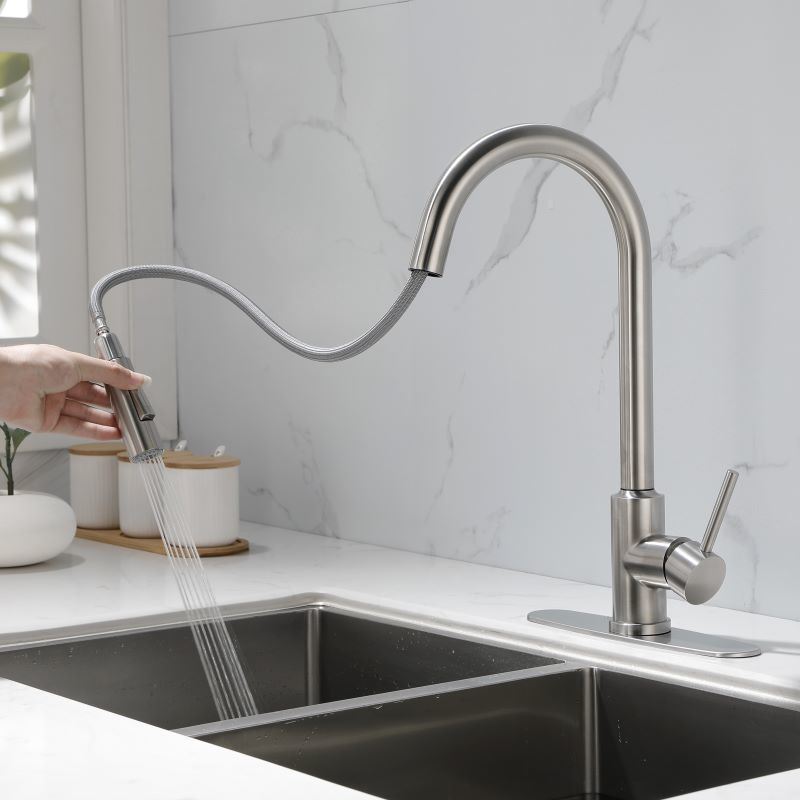 Pull Down Sprayer Kitchen Faucet