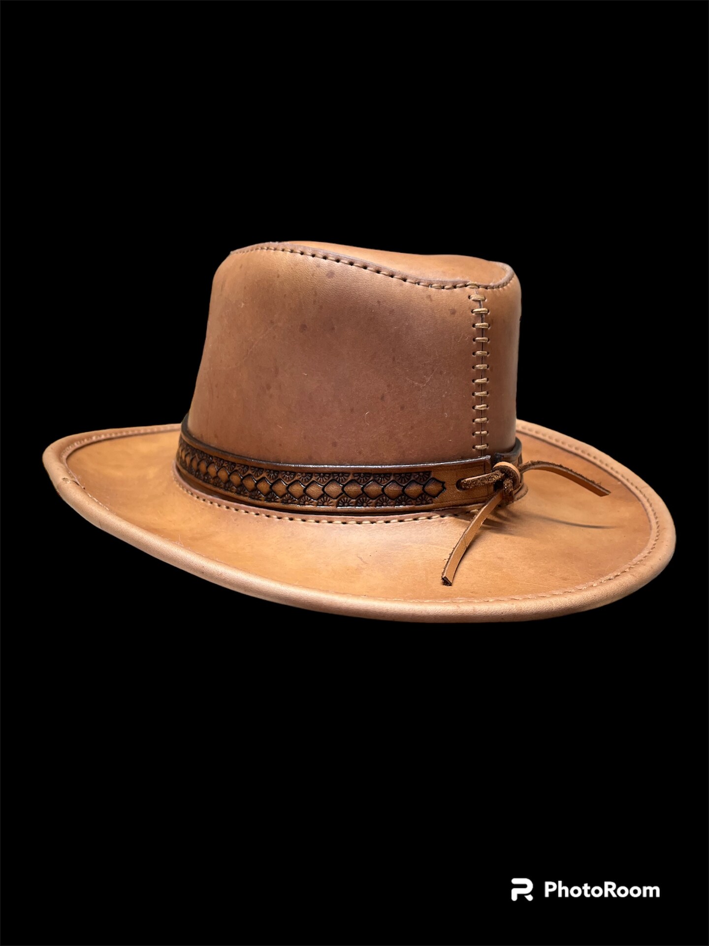 indiana style hat, made of suede leather, made in mexico. Canyon Curved Brim – AB.LINO main image 2