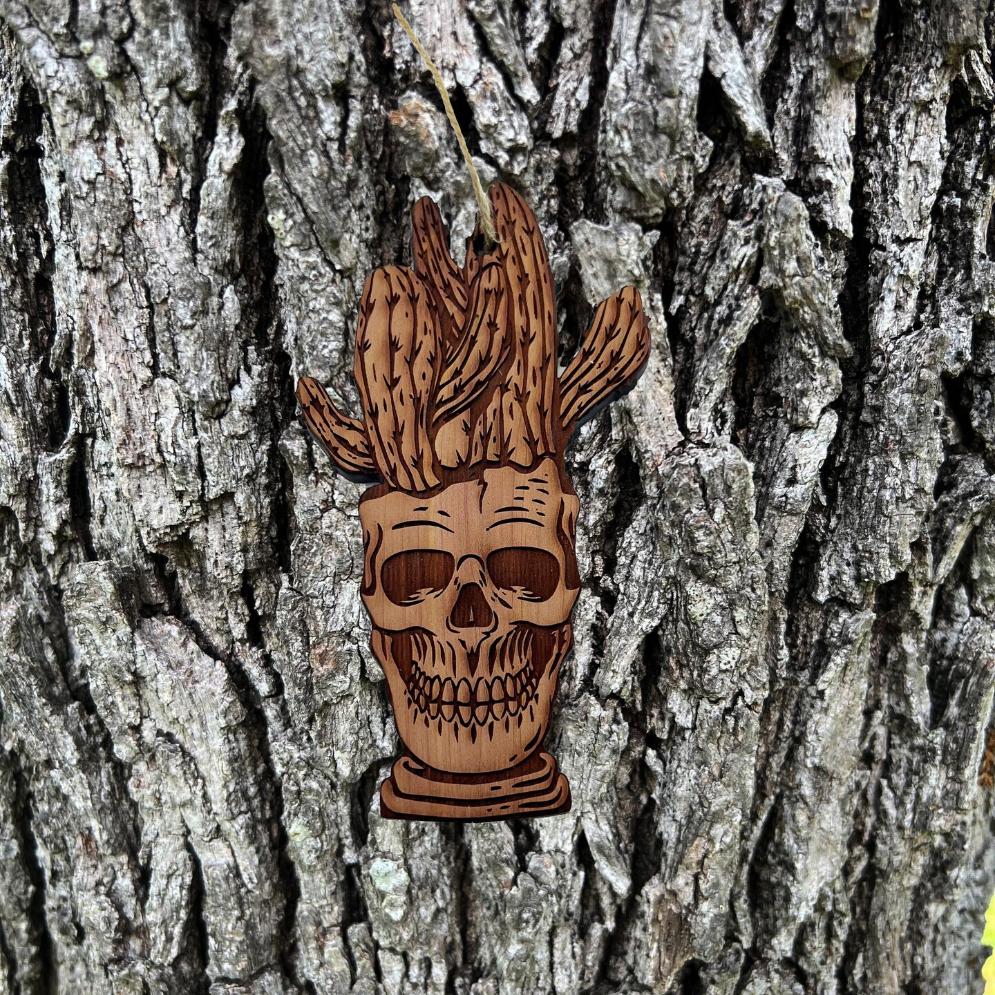 Skull and Cactus - Cedar Ornament Skull and Cactus - Cedar Ornament
