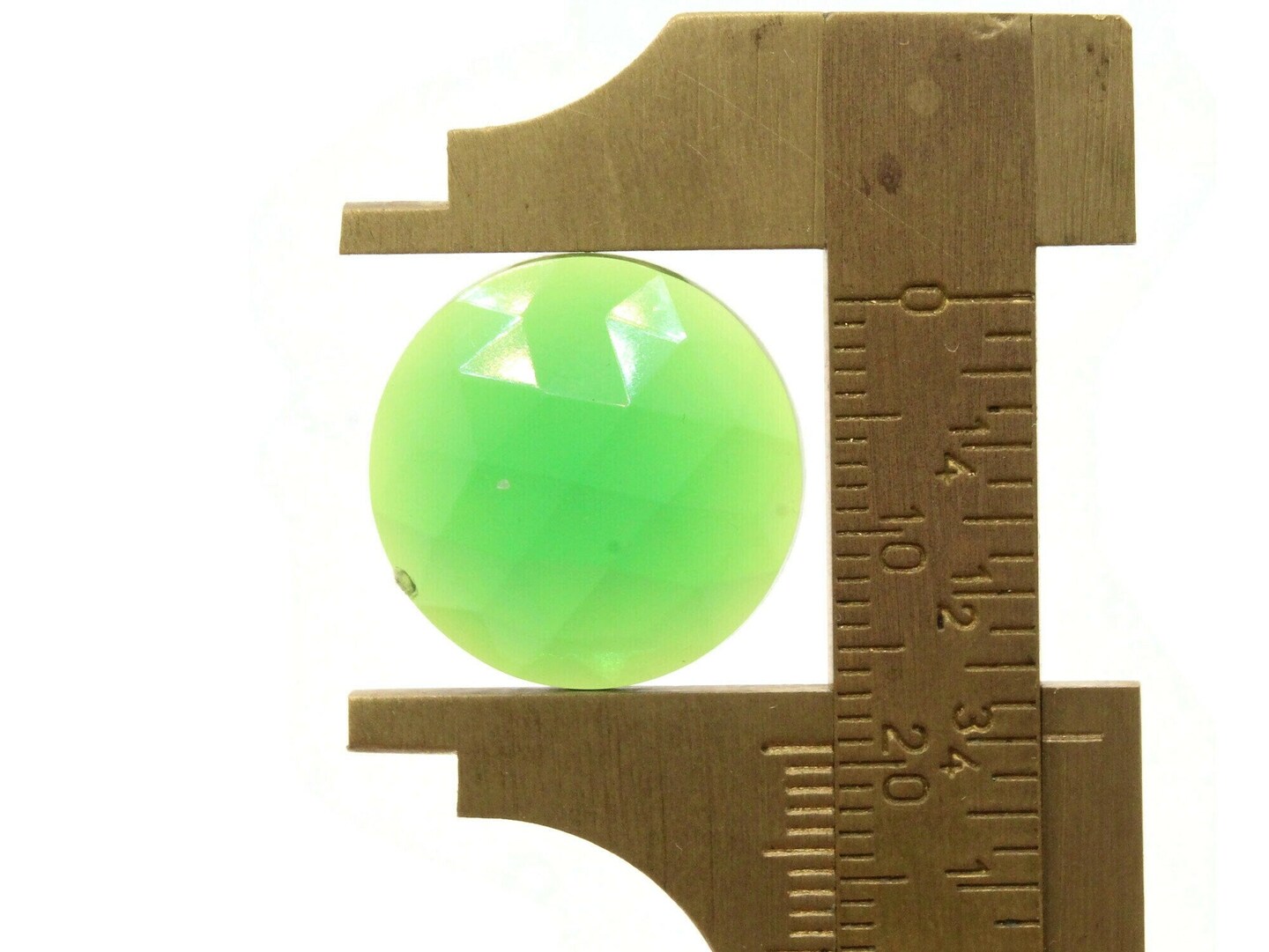 12 19mm Faceted Round Green Vintage West Germany Plastic Cabochons