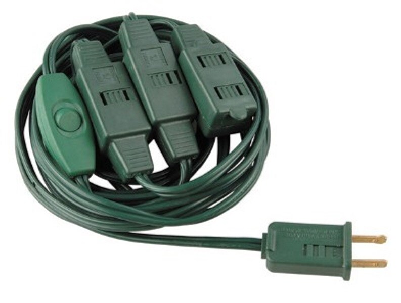 Northlight Indoor Polarized Extension Power Cord with 9-Outlets - 12&#x27; - Green