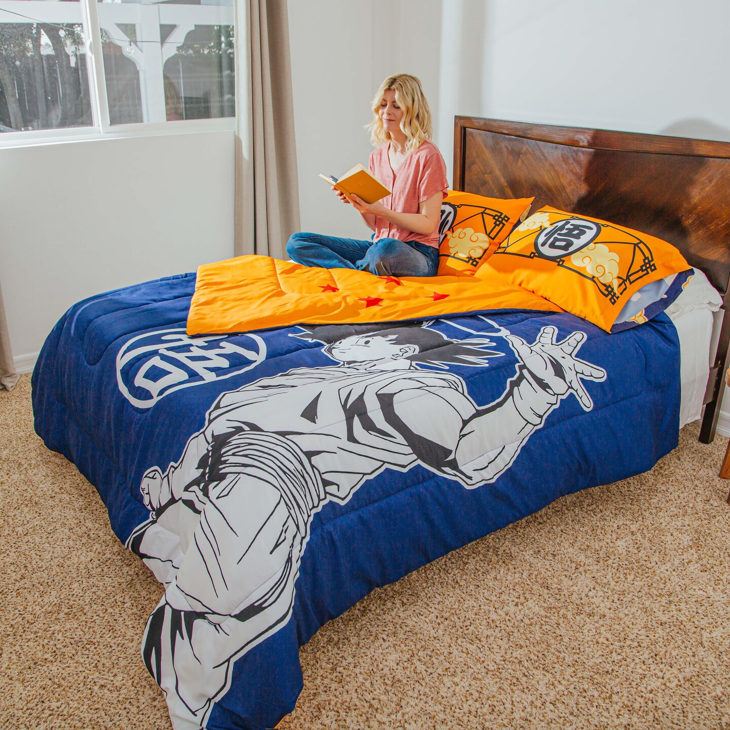 Dragon Ball Z Goku Super Soft Full/Queen Size Comforter