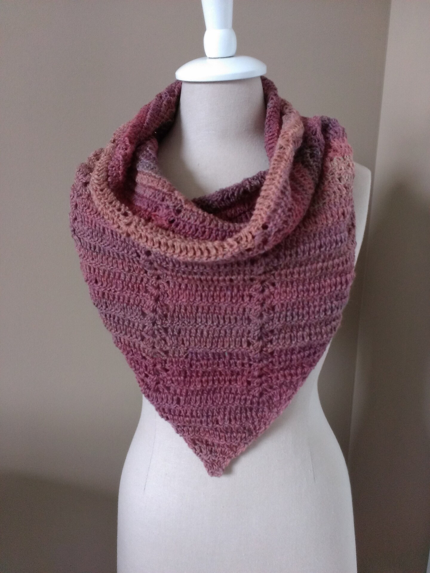 Autumn Triangle Cowl Crochet Pattern image 2