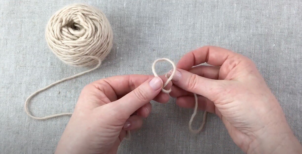 How-To Tie a Slip Knot image 3