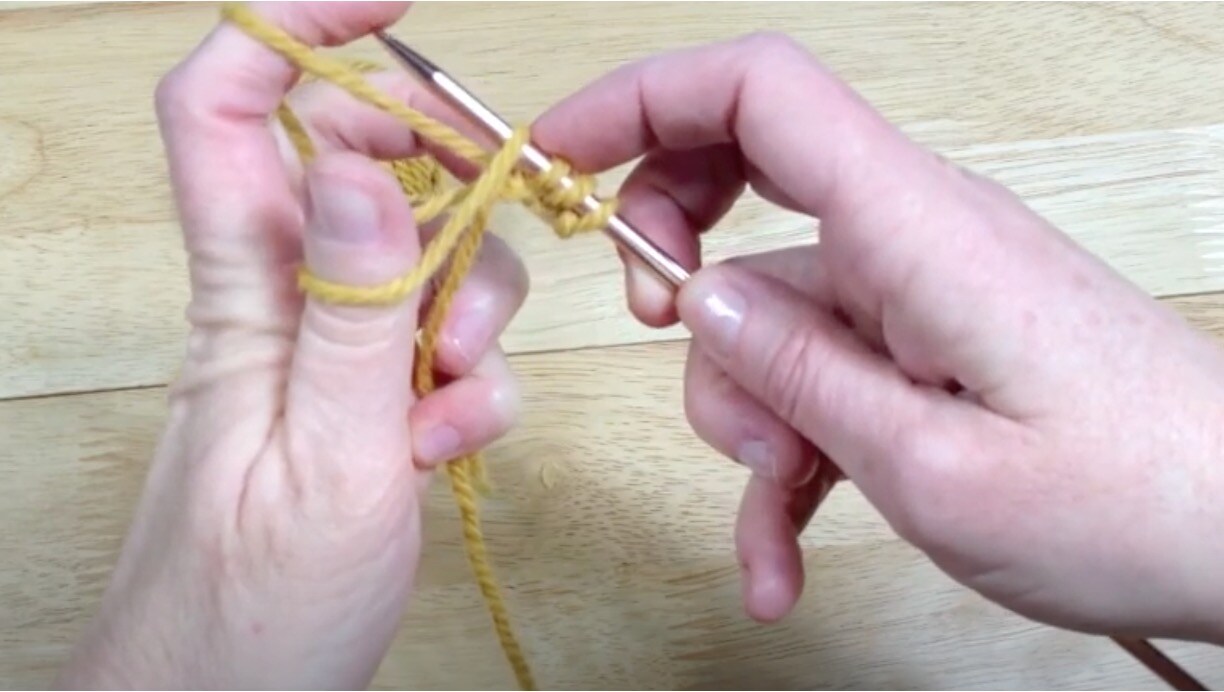 How-To Cast-On Using Long-Tail Method for Knitting image 4