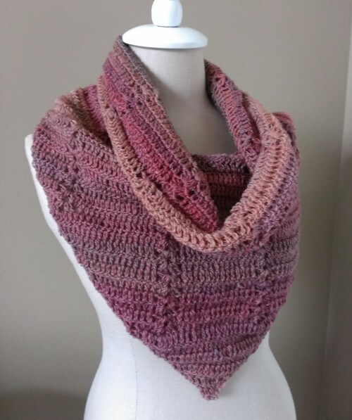 Autumn Triangle Cowl Crochet Pattern | fiber-needle-art | Michaels