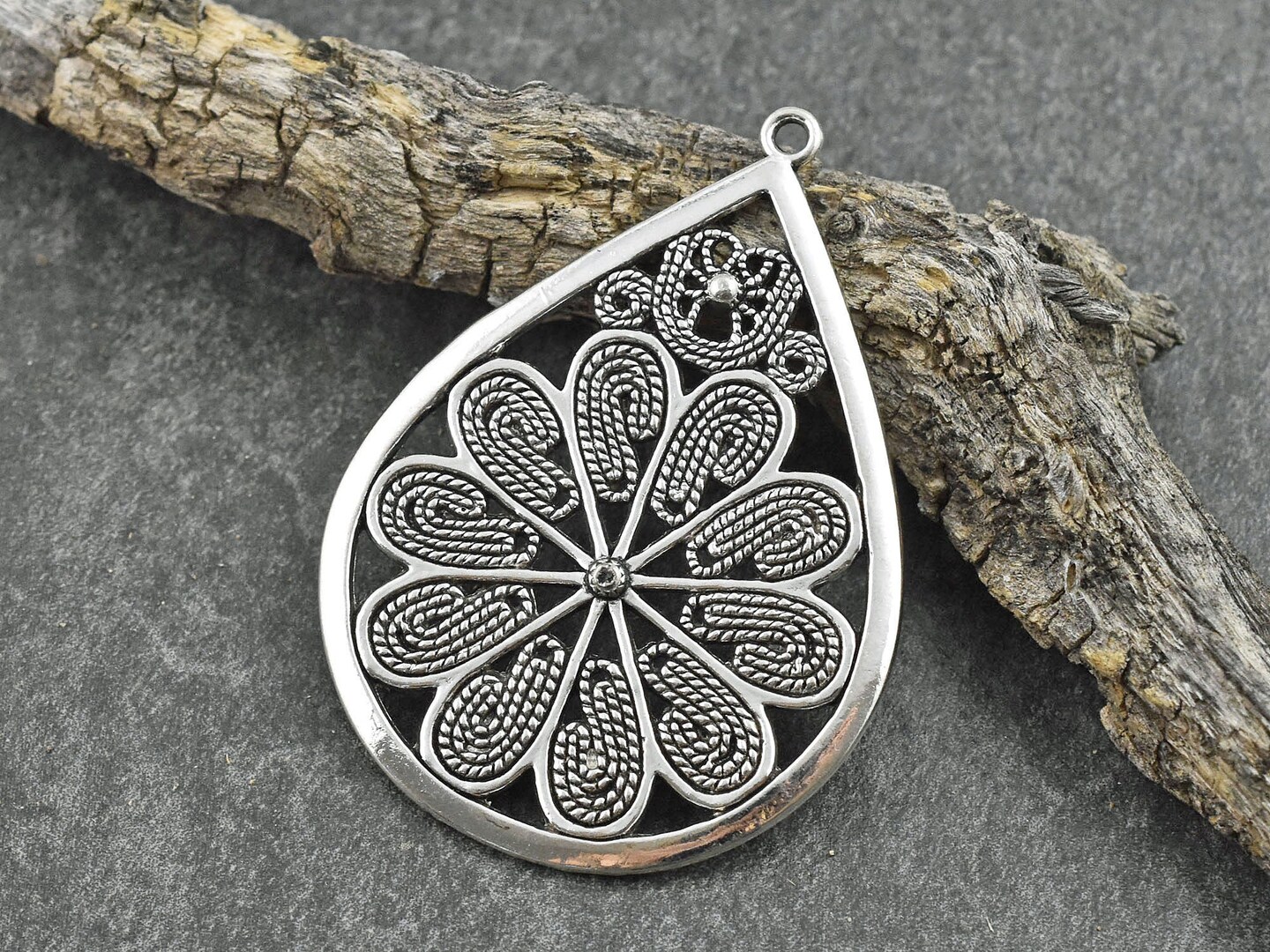 59x43mm Antique Silver Flower Teardrop Pendant