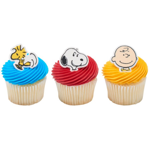 Peanuts Snoopy, Charlie Brown, and Woodstock Cupcake Rings 24ct