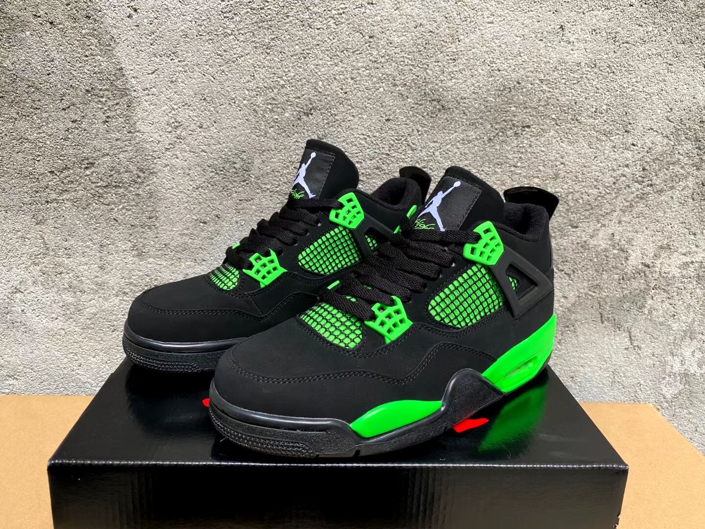 neon green retro 4