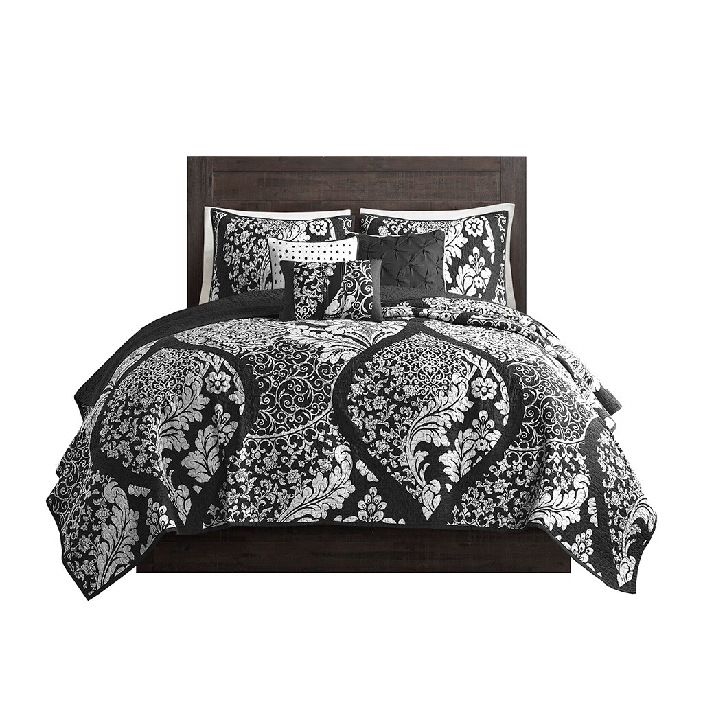 Gracie Mills Muriel 6 Piece Damask Printed Cotton Quilt Set With Throw Pillows - Grace-10690