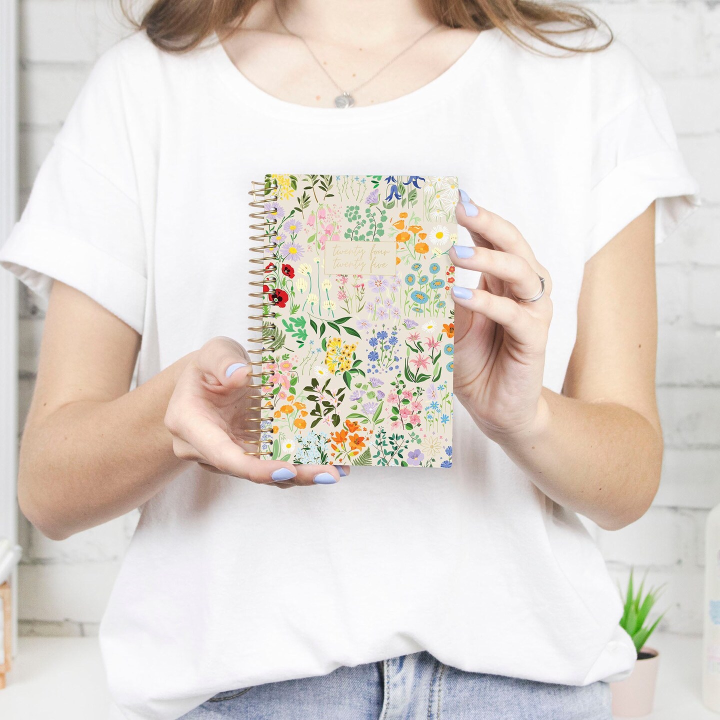 bloom daily planners 2024-25 Soft Cover Planner, 4&#x22; x 6&#x22;, Garden Party, Beige