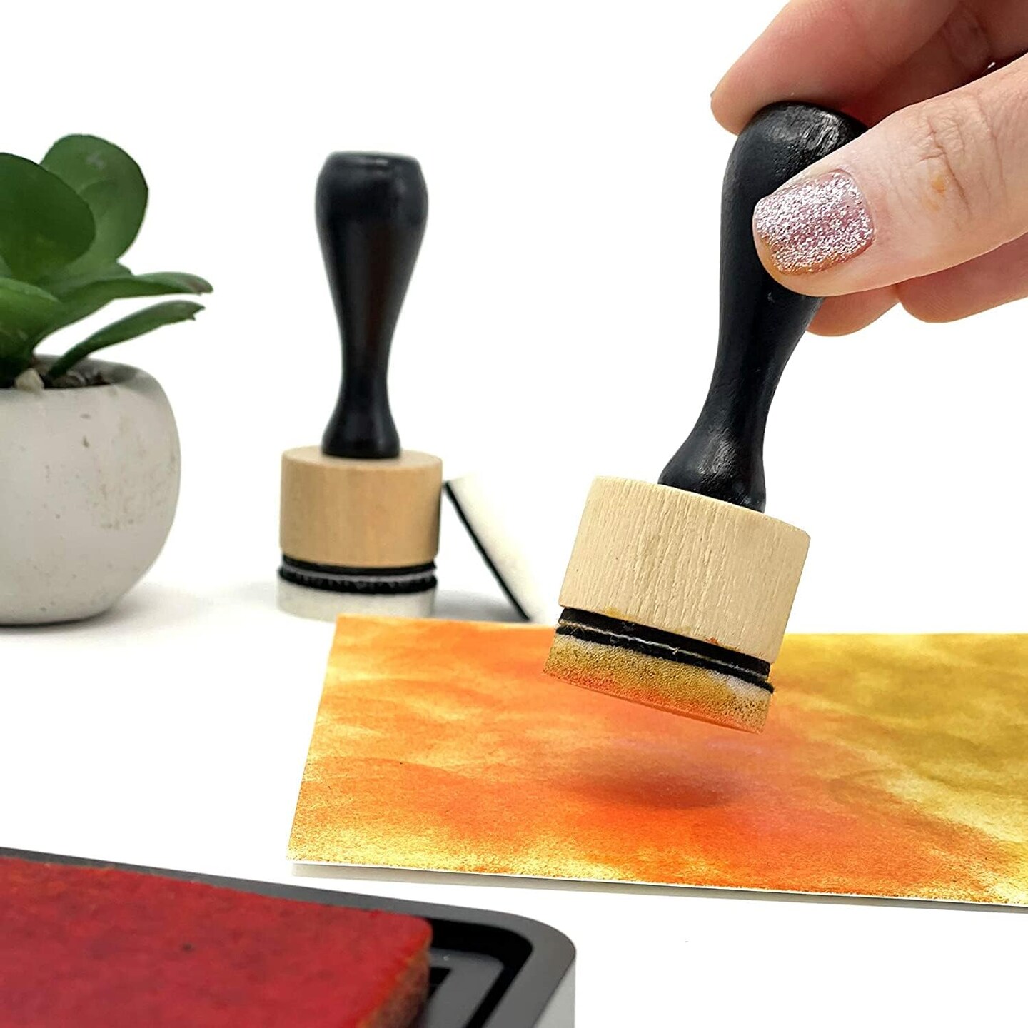 Mini Ink Blending Tools Bulk (24 Pack) Round for Stamp Ink Distressing, Blending, Alcohol Ink, Dabber Tool Applicator and More