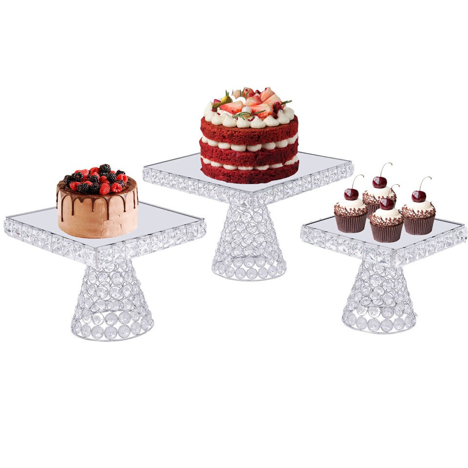 New silver metal cake stand set with mirror tray for dessert decoration.