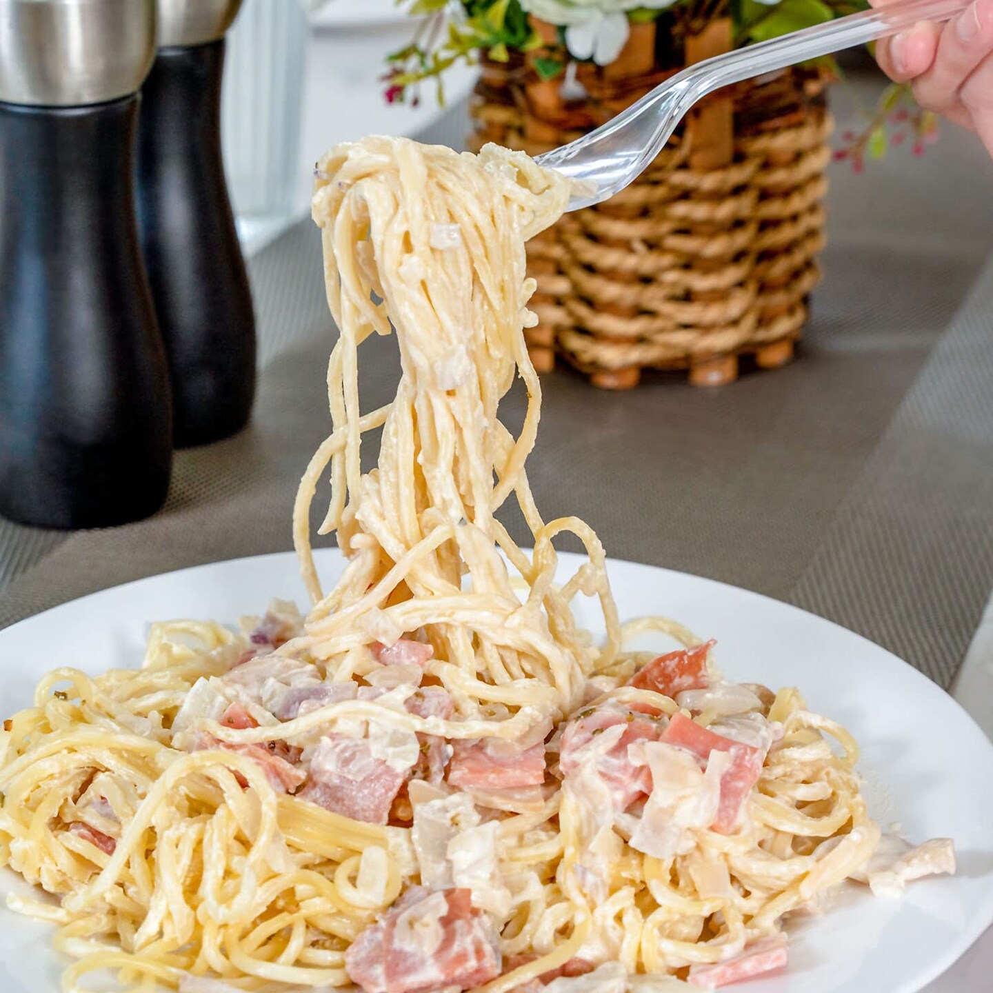 18 Pieces Plastic Serving Utensils, 9" Clear Disposable Utensils, 6 Serving Tongs, Spoons, Forks
