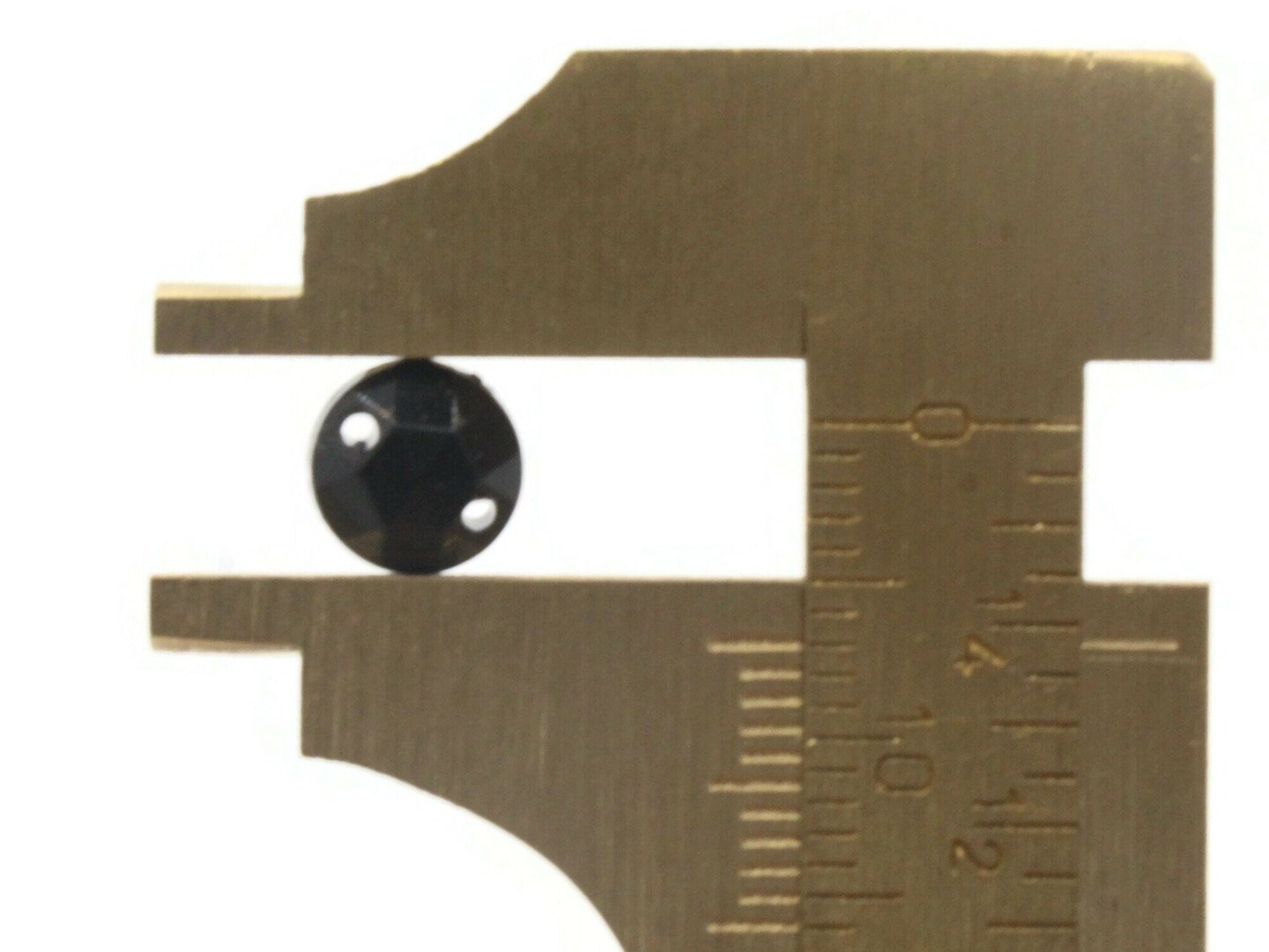 55 7mm Faceted Round Black Sew On Plastic Vintage Cabochons