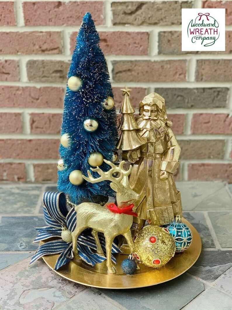 Porcelain Gold Santa Clause store Centerpiece