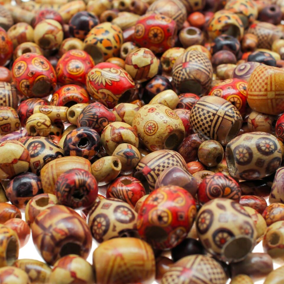 500 Wooden Beads for Jewelry Making.