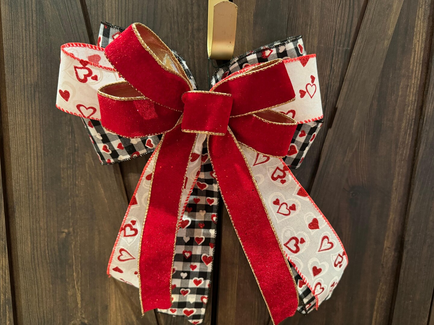 Valentine's Day Farmhouse Bow, Buffalo Plaid With Hearts, Red Wired Ribbon