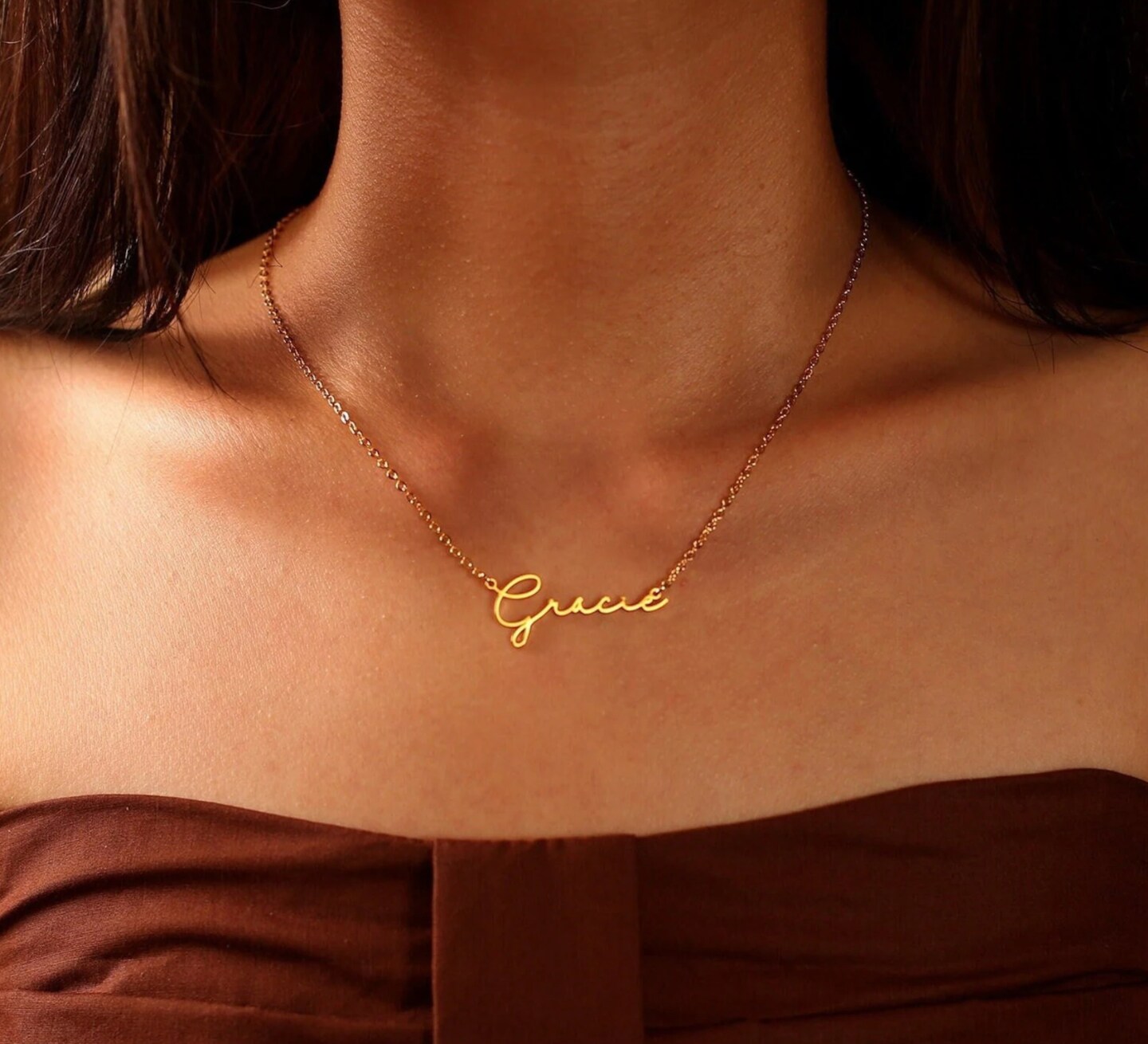 Dainty nameplate necklace deals