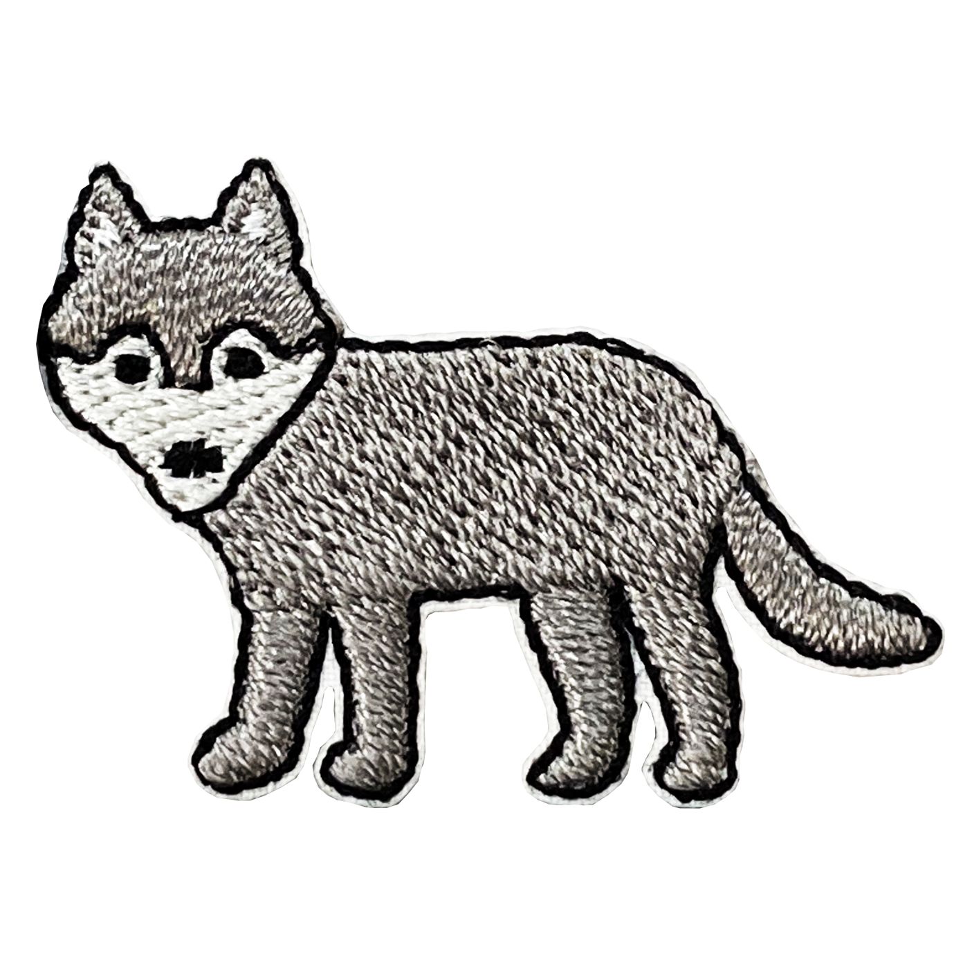 (7/8&#x22; x 1-1/4&#x22;) Mini Wolf, Animals, Embroidered, Iron-on Patch