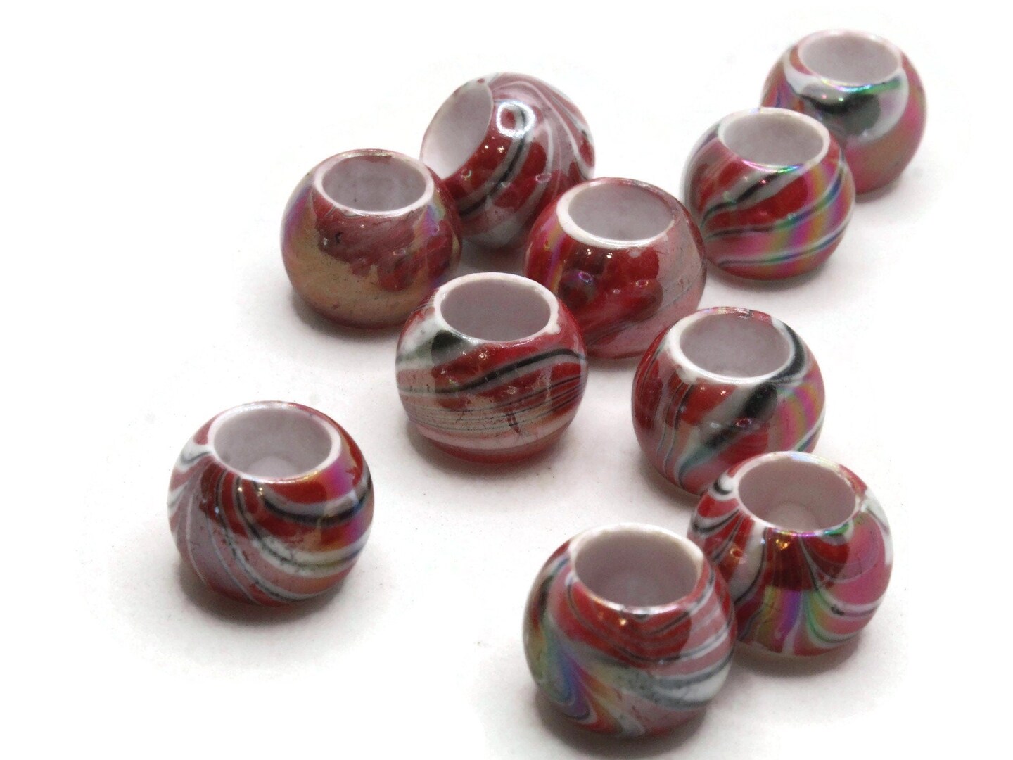 10 17mm Large Hole Macrame Red Marbleized Round Plastic Beads