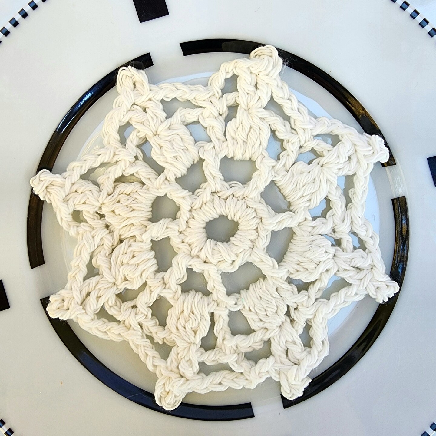 Crochet coaster set (6 pcs) Sparkling Snow - Christmas crochet coasters - Sustainable coasters for your holidays product 7