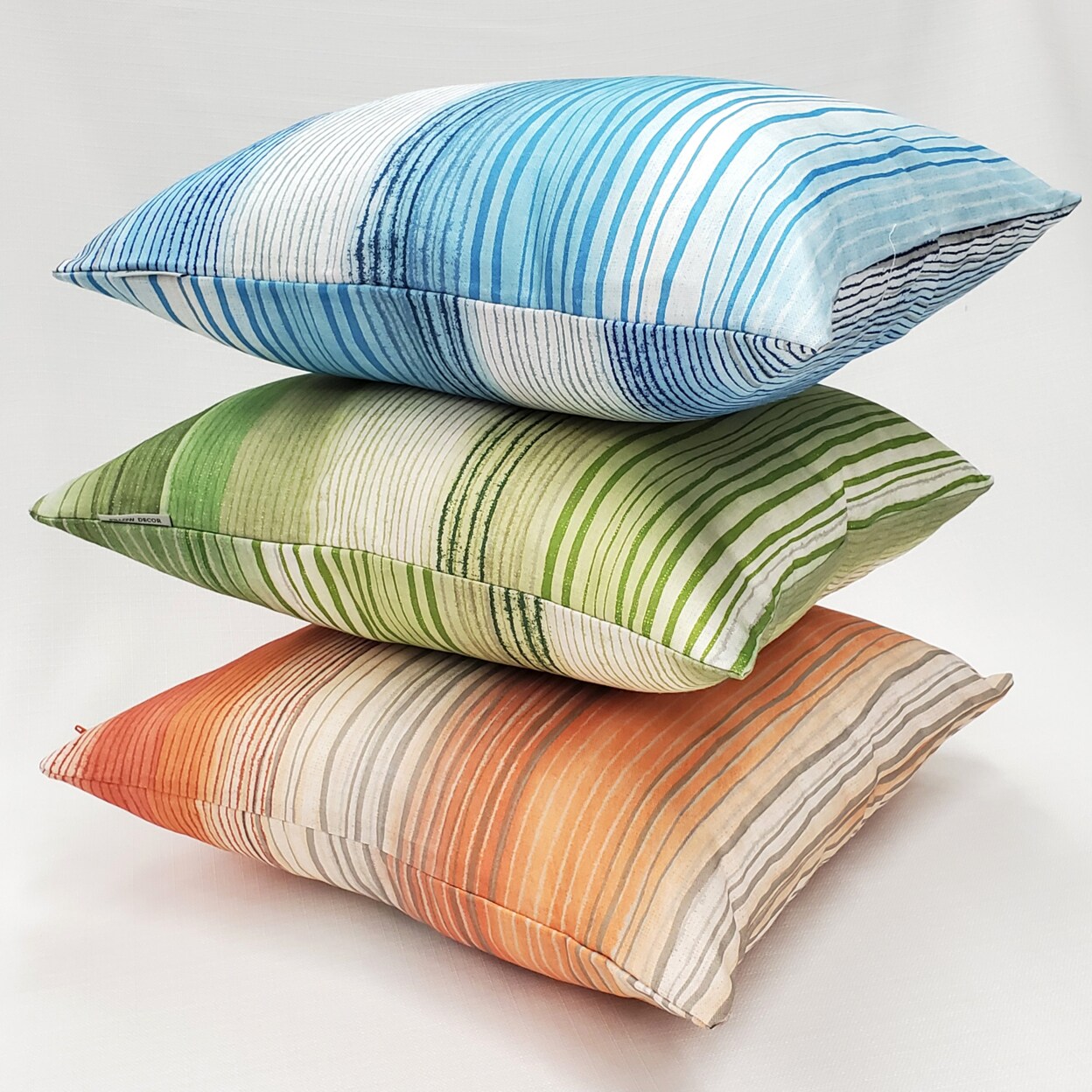 Pillow D&#xFFFD;cor Sedona Stripes Green Throw Pillow 17x17 Inches Square, Complete Pillow with Polyfill Pillow Insert